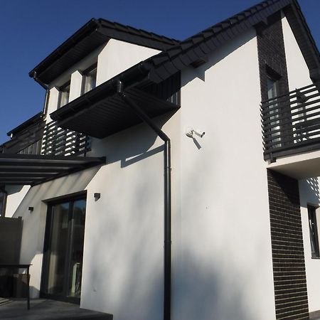Villa Luis จีฟโนฟ ภายนอก รูปภาพ
